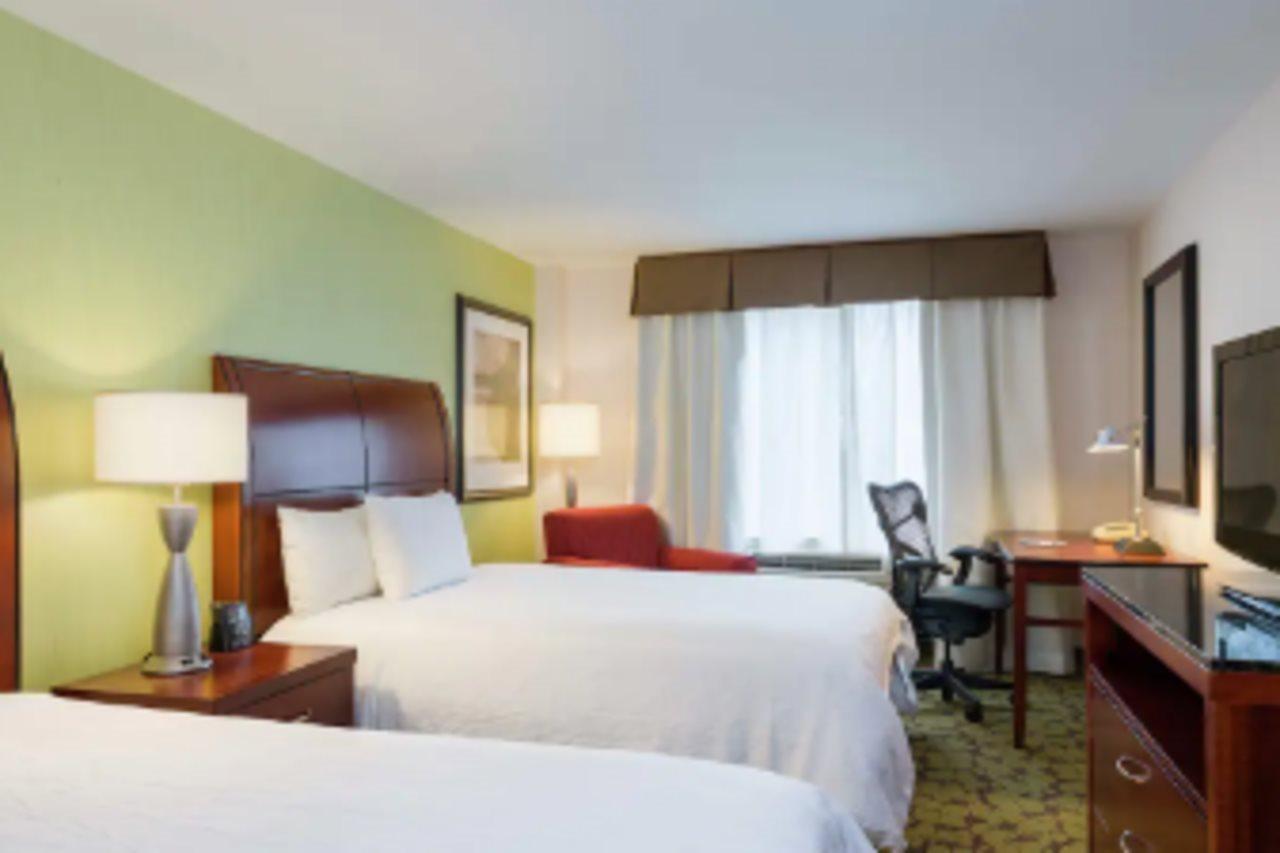 Hilton Garden Inn Queens/JFK New York Buitenkant foto