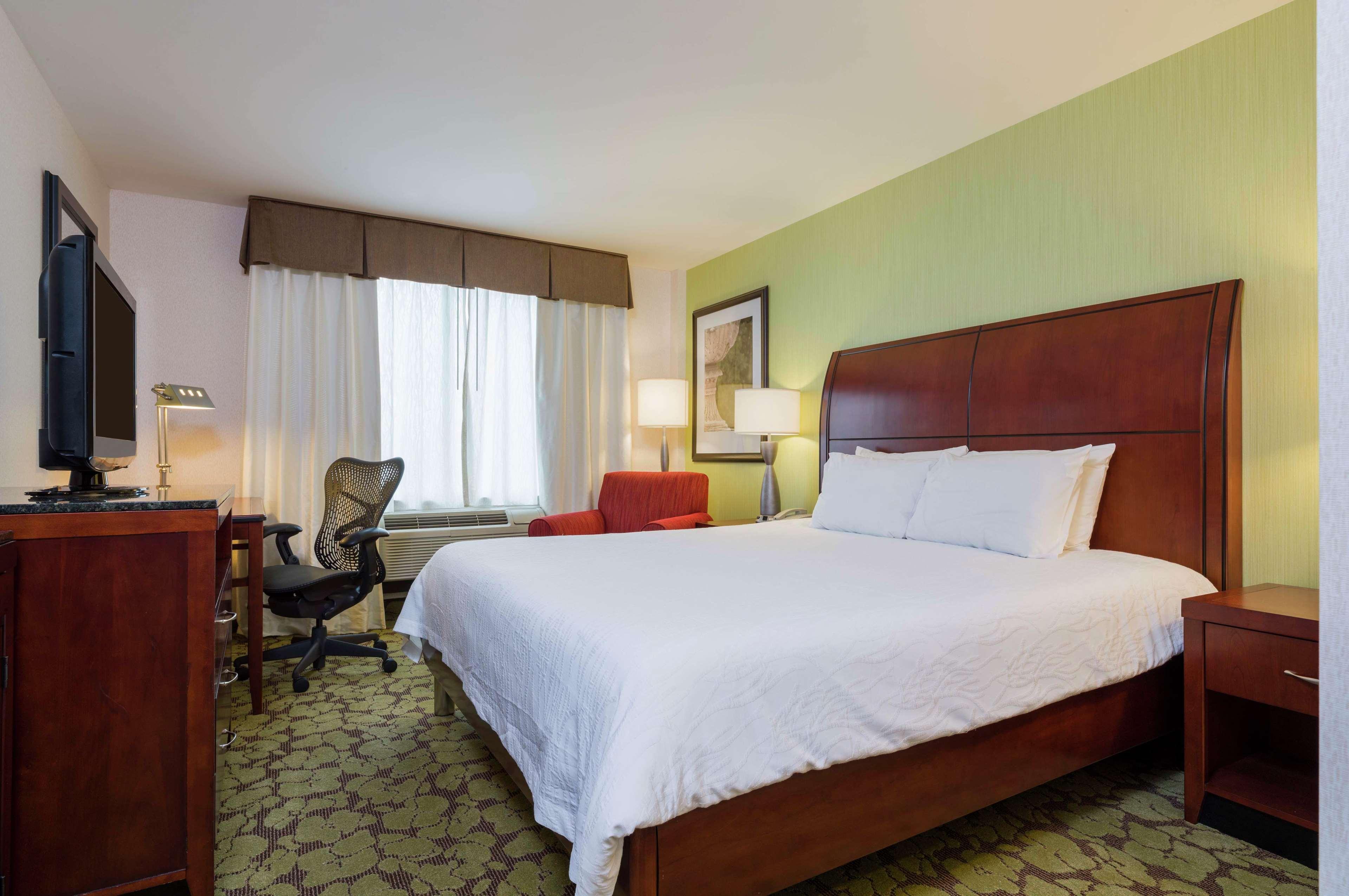 Hilton Garden Inn Queens/JFK New York Buitenkant foto
