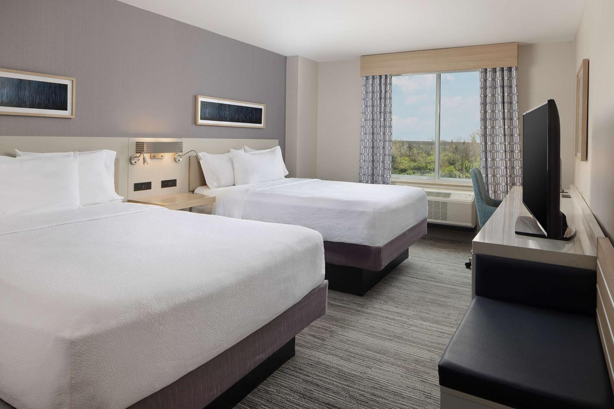 Hilton Garden Inn Queens/JFK New York Buitenkant foto