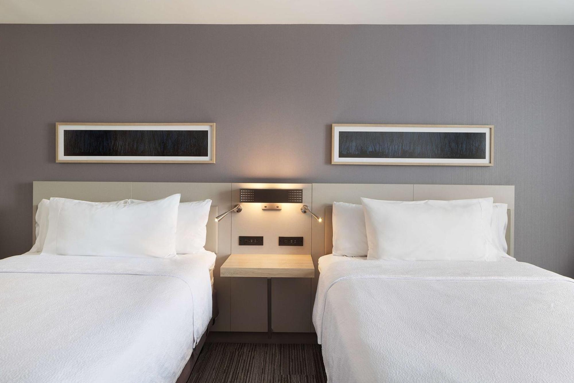 Hilton Garden Inn Queens/JFK New York Buitenkant foto