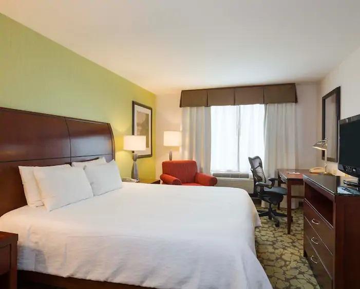 Hilton Garden Inn Queens/JFK New York Buitenkant foto